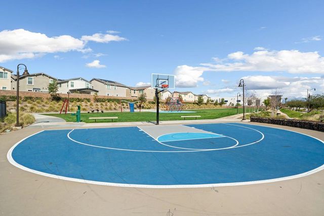 16650 Wyndham Lane 4, Fontana, CA 92336