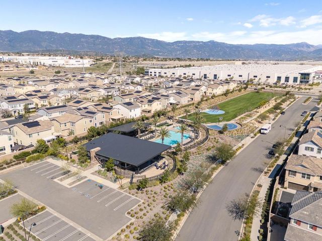 16650 Wyndham Lane 4, Fontana, CA 92336