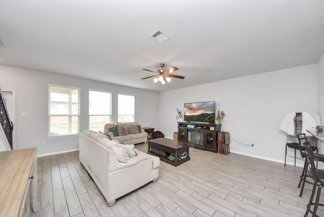 11111 Grape Hyacinth Lane, Houston, TX 77044