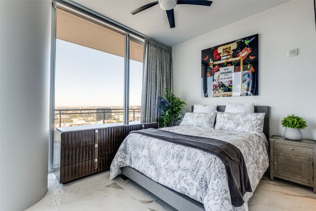 2900 Mckinnon Street 2204, Dallas, TX 75201