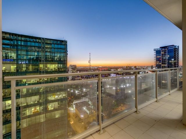 2900 Mckinnon Street 2204, Dallas, TX 75201