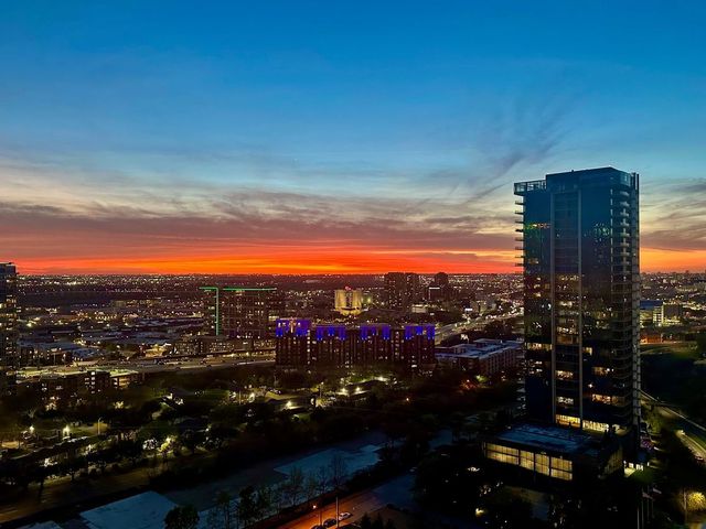 2900 Mckinnon Street 2204, Dallas, TX 75201