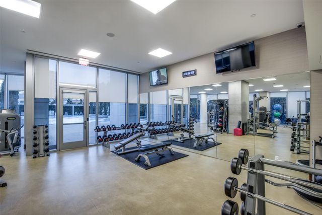 2900 Mckinnon Street 2204, Dallas, TX 75201