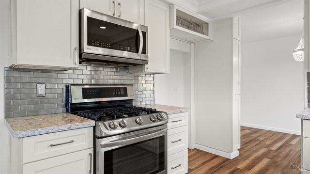 287 N Alamo Dr, Vacaville, CA 95688