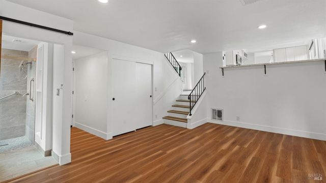 287 N Alamo Dr, Vacaville, CA 95688