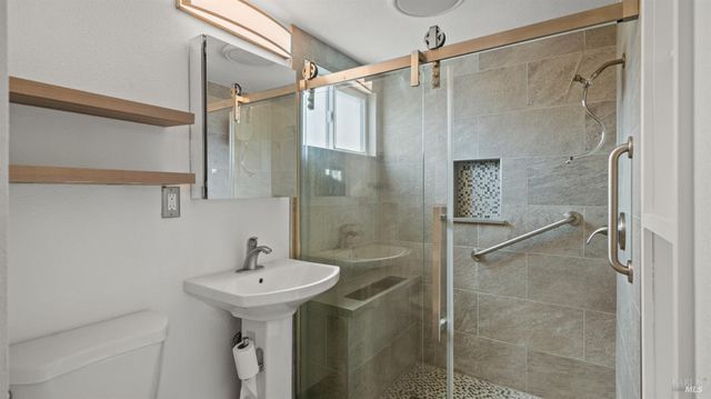 287 N Alamo Dr, Vacaville, CA 95688