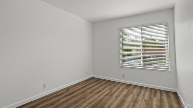 287 N Alamo Dr, Vacaville, CA 95688