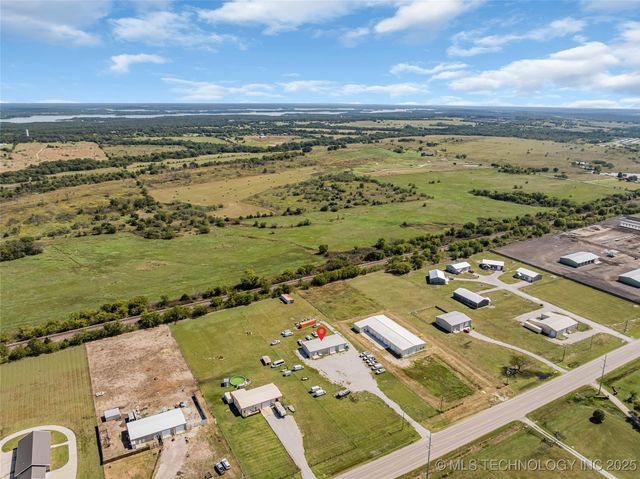 1496 US Hwy 77, Ardmore, OK 73401