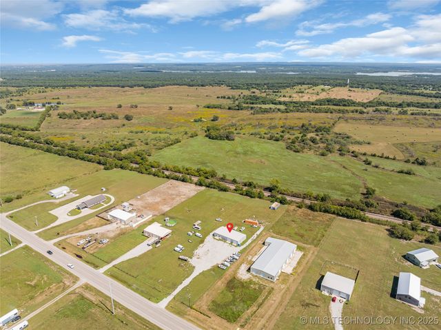 1496 US Hwy 77, Ardmore, OK 73401