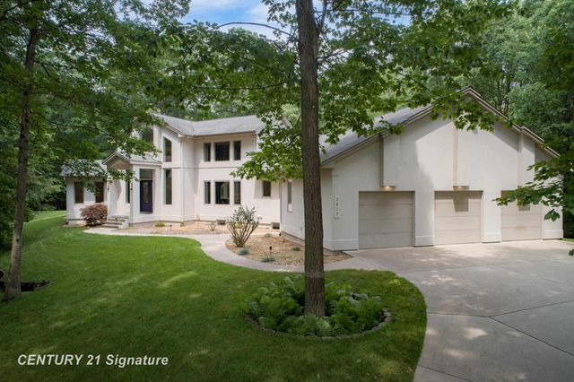 2627 N Odyssey Lane, Midland, MI 48642