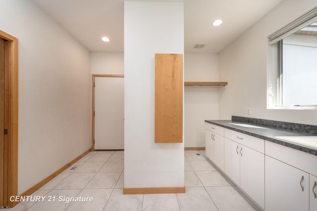 2627 N Odyssey Lane, Midland, MI 48642