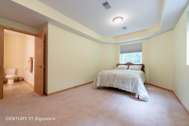 2627 N Odyssey Lane, Midland, MI 48642