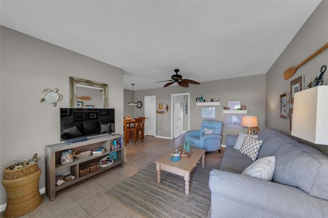 11 SW 4th Avenue 11, Boca Raton, FL 33432