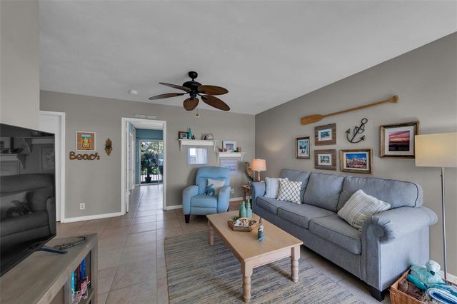 11 SW 4th Avenue 11, Boca Raton, FL 33432