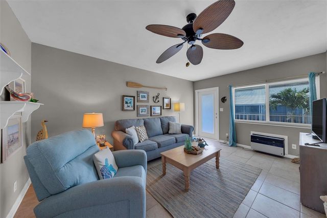 11 SW 4th Avenue 11, Boca Raton, FL 33432