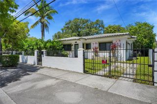 6822 NE 5th Ave -, Miami, FL 33138