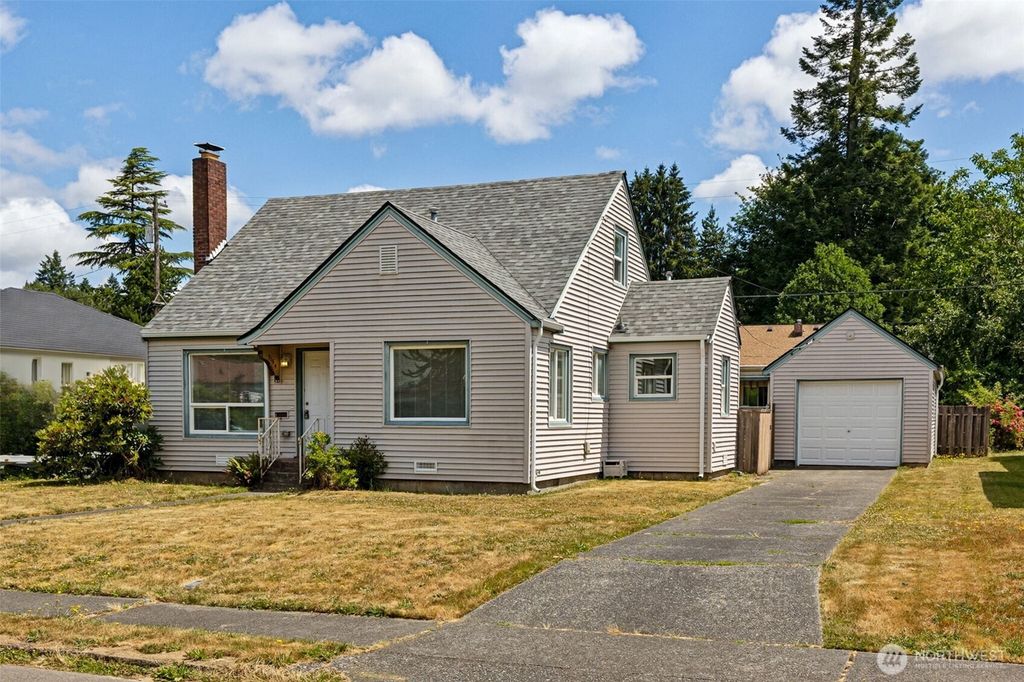 3154 Pear Street SE, Olympia, WA 98501