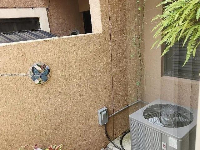 22511 SW 88th Pl 12-24, Cutler Bay, FL 33190