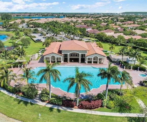 22511 SW 88th Pl 12-24, Cutler Bay, FL 33190