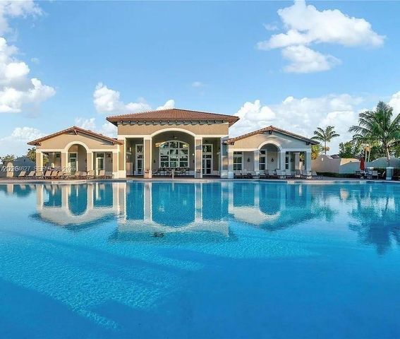 22511 SW 88th Pl 12-24, Cutler Bay, FL 33190