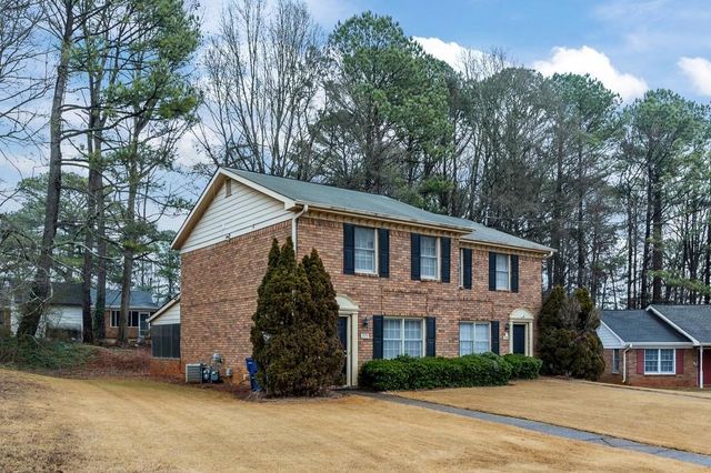 375 Dixie Court, Lawrenceville, GA 30046