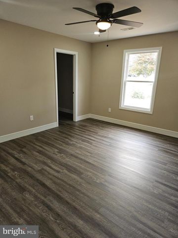 194 BLACKWOOD AVE, Franklinville, NJ 08322
