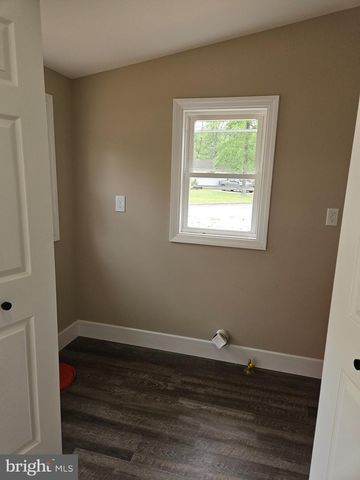 194 BLACKWOOD AVE, Franklinville, NJ 08322