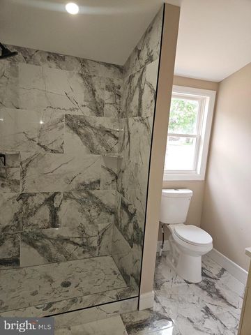 194 BLACKWOOD AVE, Franklinville, NJ 08322