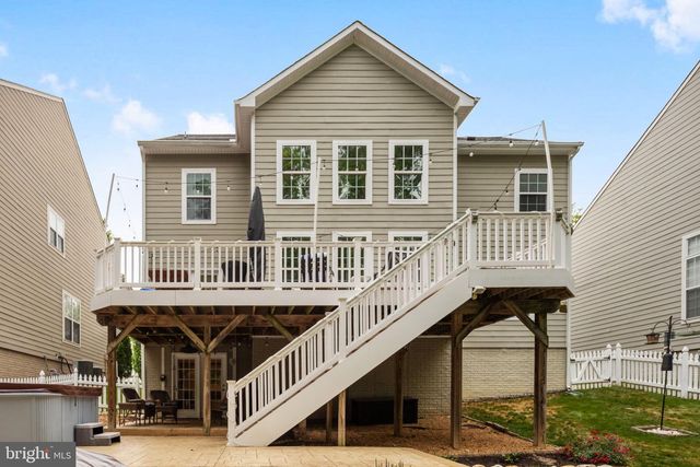 1006 WRIGHT CT, Fredericksburg, VA 22401
