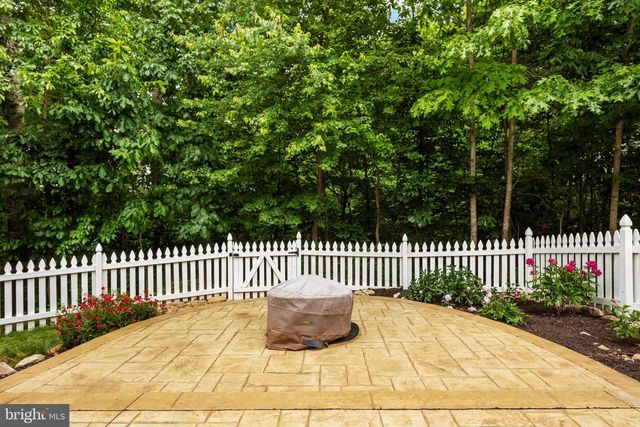 1006 WRIGHT CT, Fredericksburg, VA 22401
