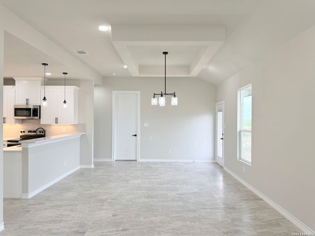 116 CAMINO VERDE CT, La Vernia, TX 78121