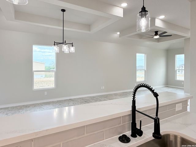 116 CAMINO VERDE CT, La Vernia, TX 78121