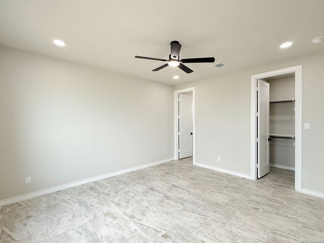 116 CAMINO VERDE CT, La Vernia, TX 78121