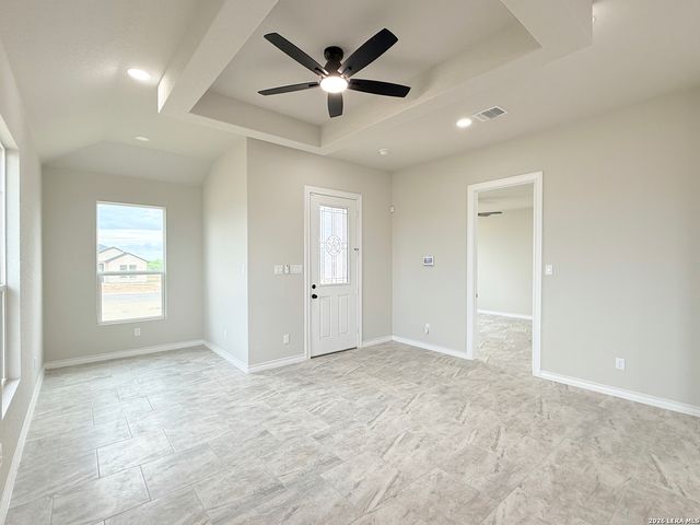 116 CAMINO VERDE CT, La Vernia, TX 78121