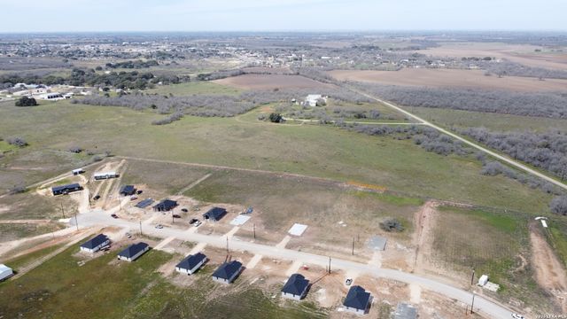 116 CAMINO VERDE CT, La Vernia, TX 78121