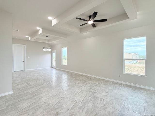 116 CAMINO VERDE CT, La Vernia, TX 78121