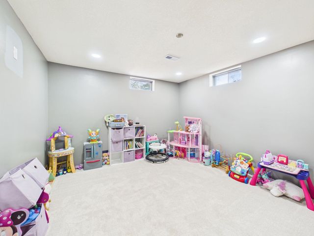 628 E Main St, Mulvane, KS 67110