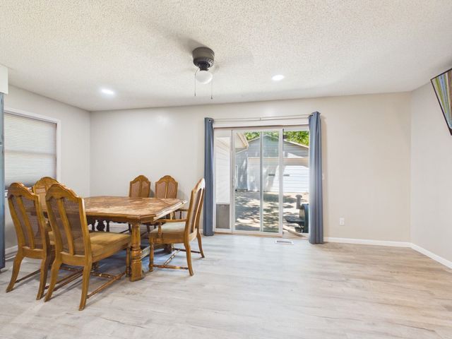 628 E Main St, Mulvane, KS 67110