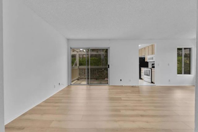 230 Diamond Way 247, Vista, CA 92083