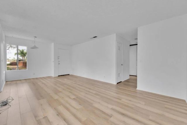 230 Diamond Way 247, Vista, CA 92083