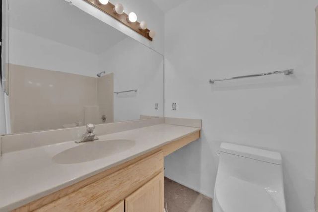 230 Diamond Way 247, Vista, CA 92083