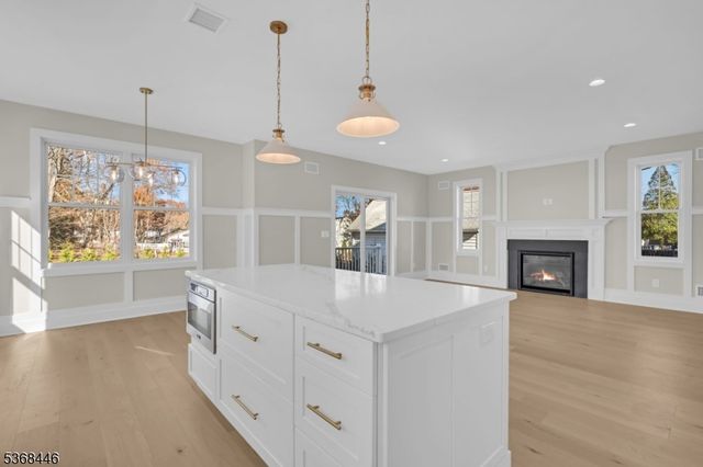 44 Brooklake Rd, Madison Boro, NJ 07940