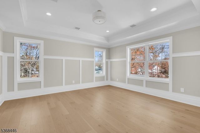 44 Brooklake Rd, Madison Boro, NJ 07940