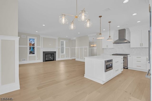 44 Brooklake Rd, Madison Boro, NJ 07940