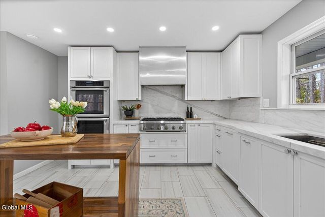 16 Nelson Avenue, Saratoga Springs, Outside, NY 12866