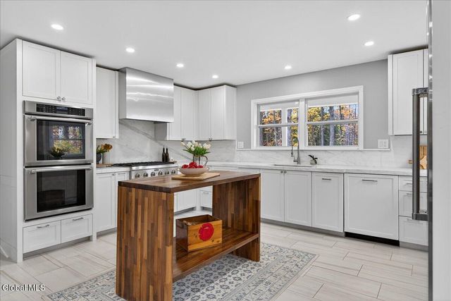 16 Nelson Avenue, Saratoga Springs, Outside, NY 12866