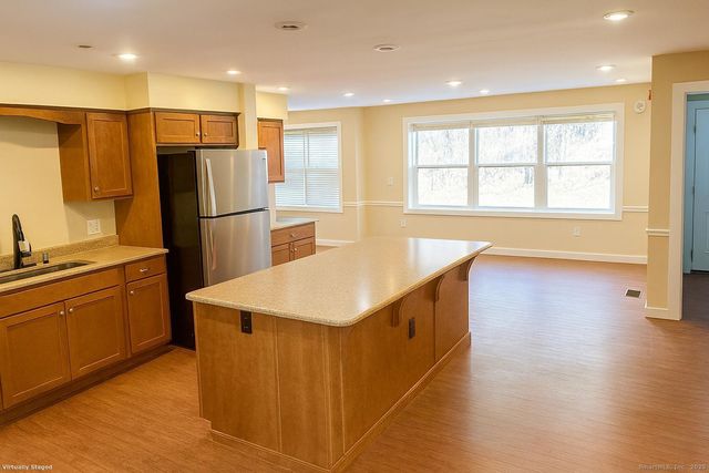 141 Valley Street, New Haven, CT 06515