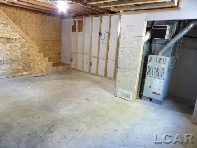 225 Ackerson Lake Drive, Jackson, MI 49201