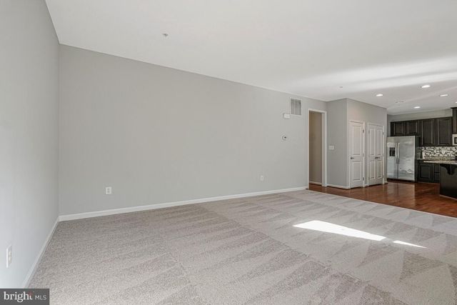 6911 SIMMONS LN, Clinton, MD 20735