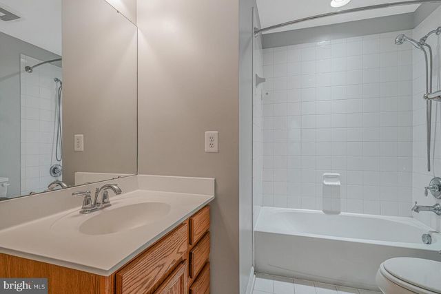 6911 SIMMONS LN, Clinton, MD 20735